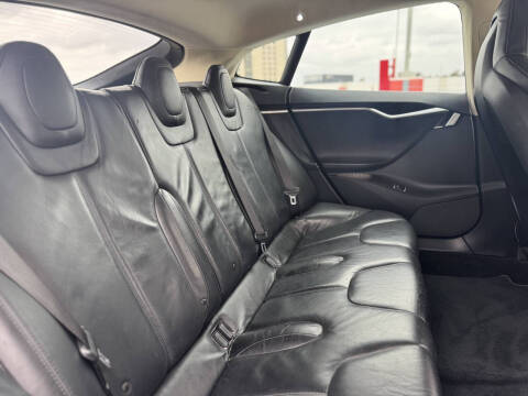 2013 Tesla Model S