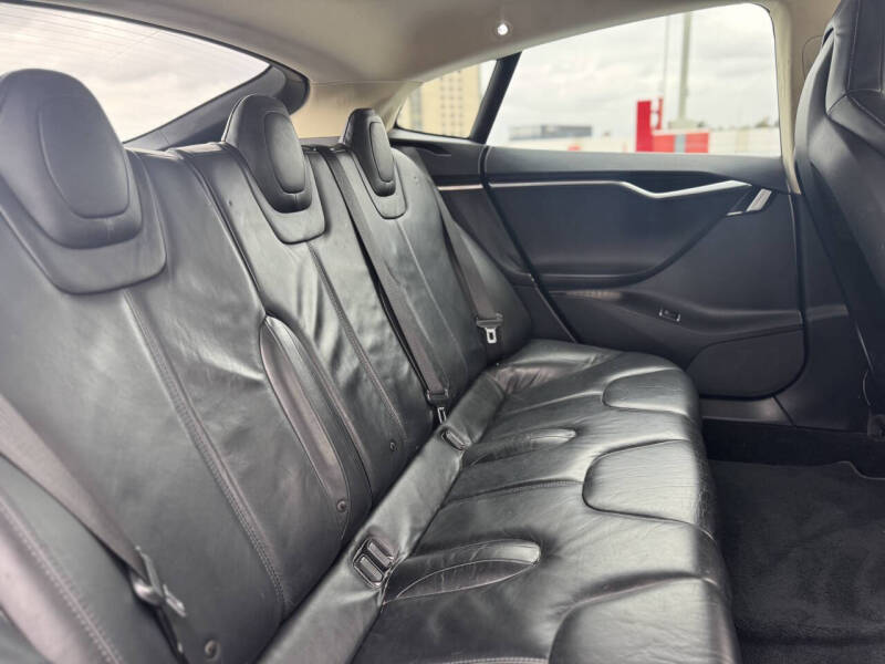 2013 Tesla Model S