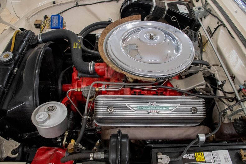 1957 Ford Thunderbird