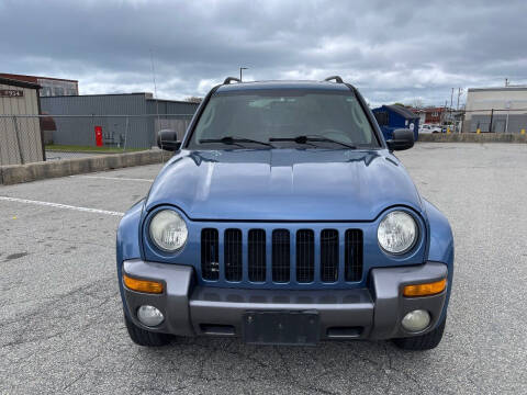 2004 Jeep Liberty for sale at iDrive in New Bedford MA