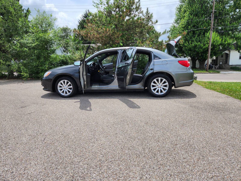 2012 Chrysler 200 Touring