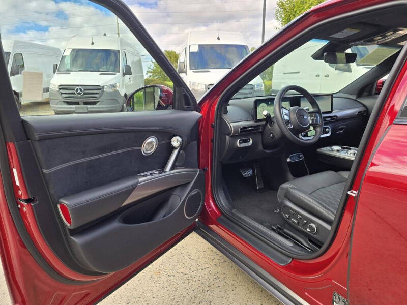 2025 Genesis GV60 Performance