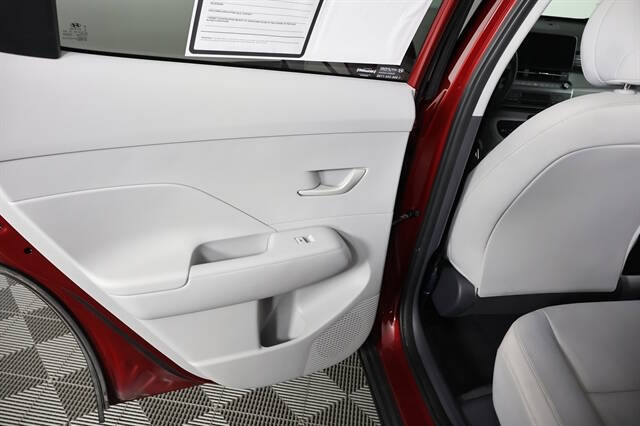 2025 Hyundai Kona SEL