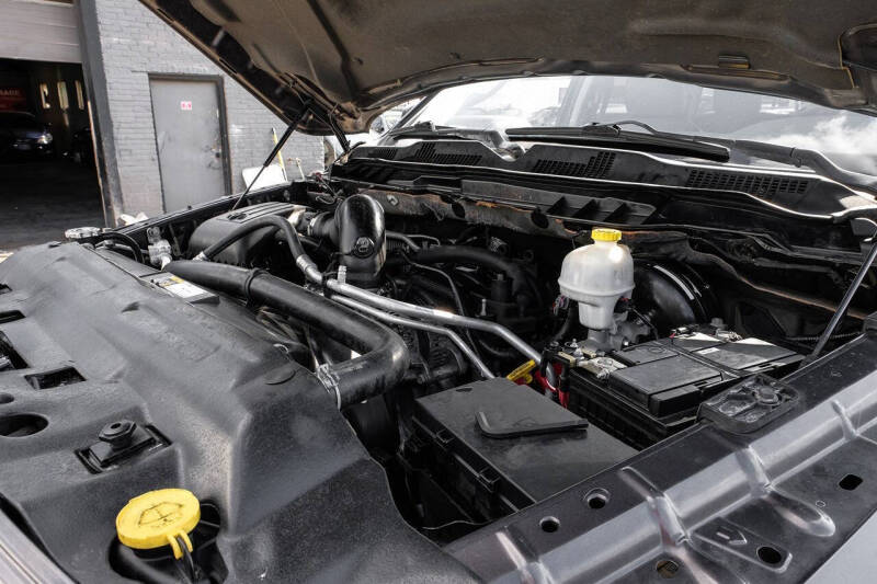 2015 RAM 1500 SLT