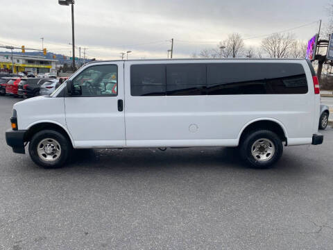 2018 Chevrolet Express LS 3500