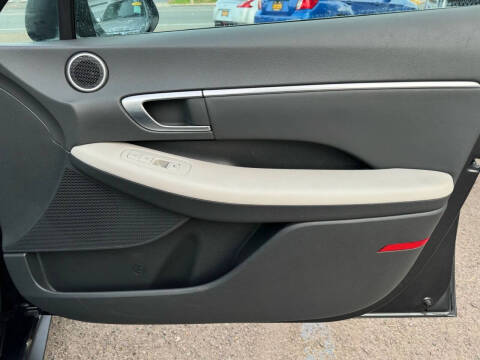 2021 Hyundai Sonata Hybrid Blue