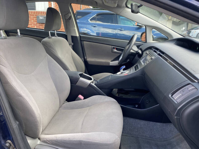 2013 Toyota Prius Two