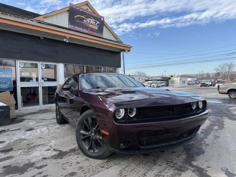2022 Dodge Challenger SXT