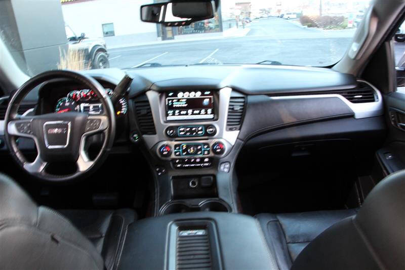 2017 GMC Yukon XL SLT