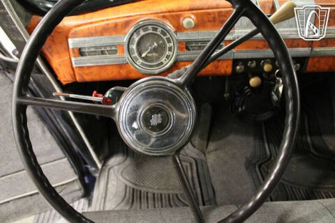 1939 Packard Six