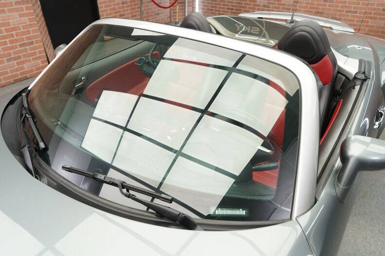 2007 Saturn SKY Red Line