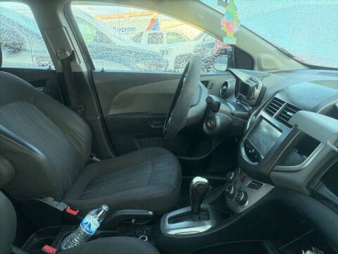 2016 Chevrolet Sonic LT Auto