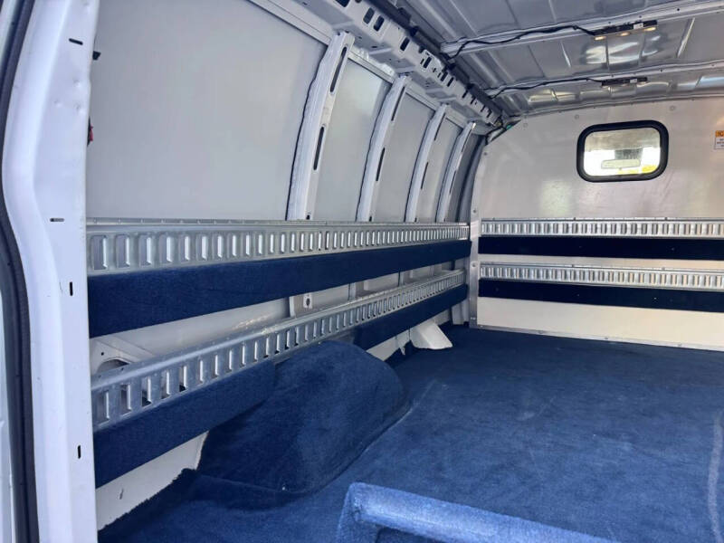 2019 Chevrolet Express 2500