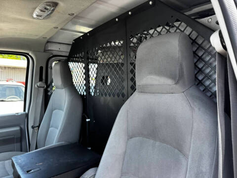 2010 Ford E-Series E-250