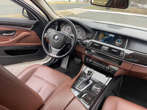 2016 BMW 5 Series 528i xDrive