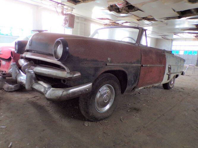 1953 Ford Sunliner