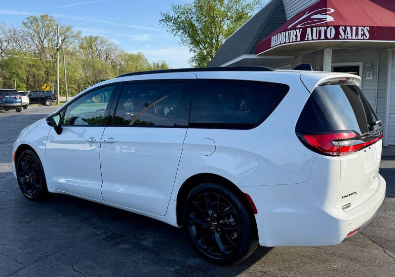 2025 Chrysler Pacifica Limited