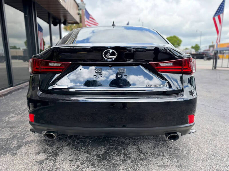 2016 Lexus IS 200t