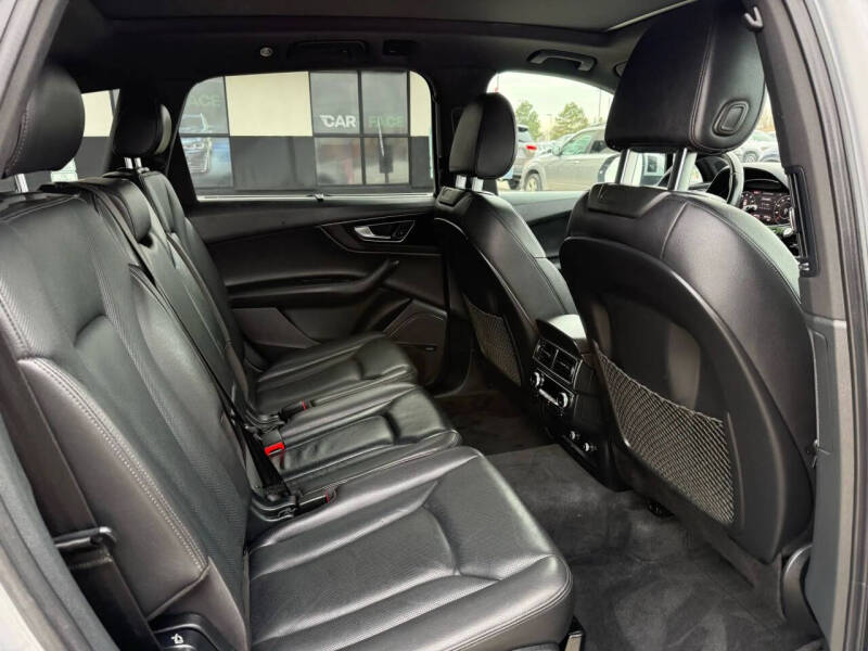 2019 Audi Q7 quattro Prestige 55 TFSI