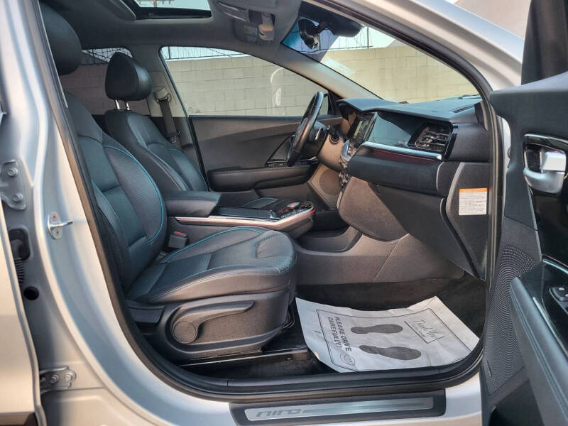 2020 Kia Niro EV EX Premium