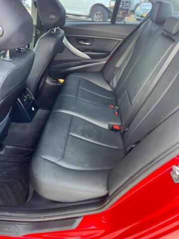 2015 BMW 3 Series 320i