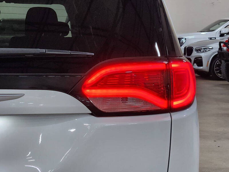 2018 Chrysler Pacifica Touring Plus