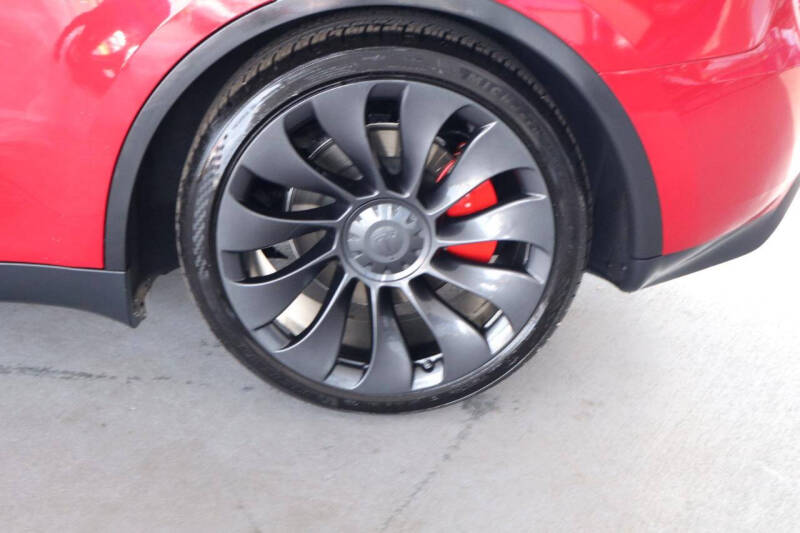 2023 Tesla Model Y Performance