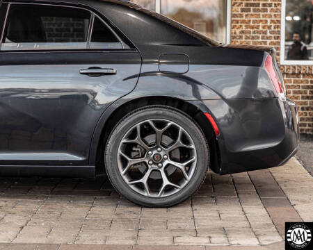 2017 Chrysler 300