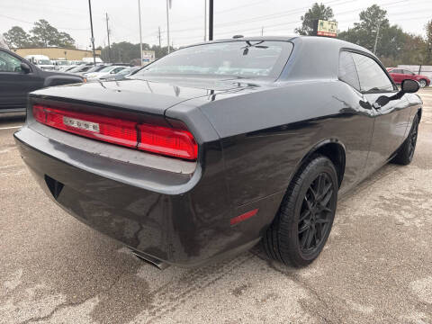 2013 Dodge Challenger SXT