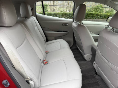 2012 Nissan LEAF SL