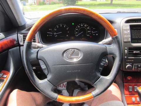 2004 Lexus LS 430