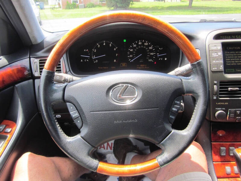 2004 Lexus LS 430