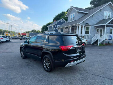 2017 GMC Acadia SLT-1
