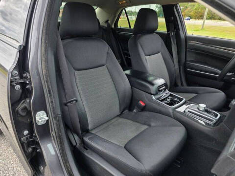 2022 Chrysler 300 Touring