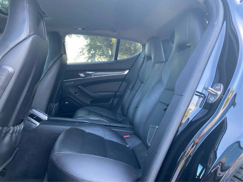 2014 Porsche Panamera