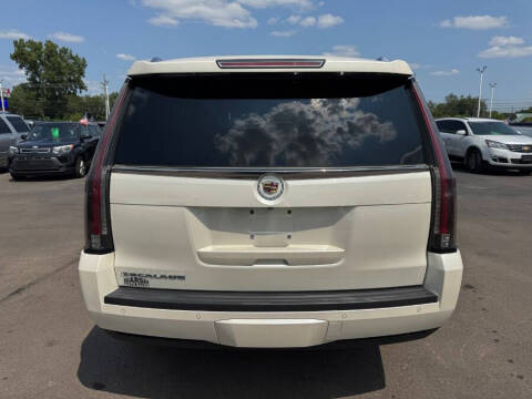 2015 Cadillac Escalade Premium