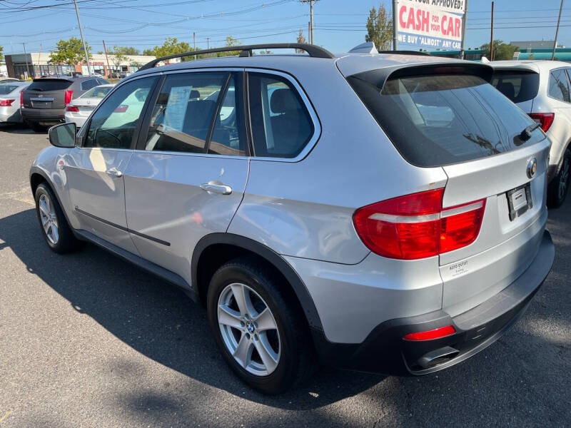 2007 BMW X5 4.8i photo 3