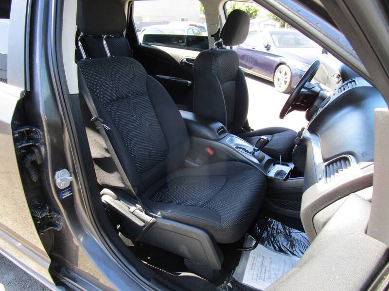 2017 Dodge Journey SE
