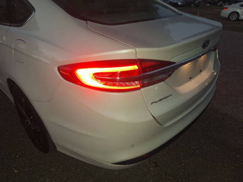 2017 Ford Fusion SE