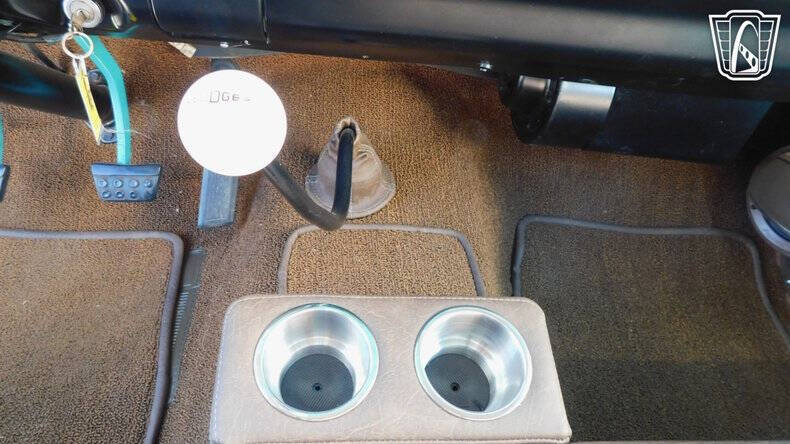 1969 Dodge D200 Pickup