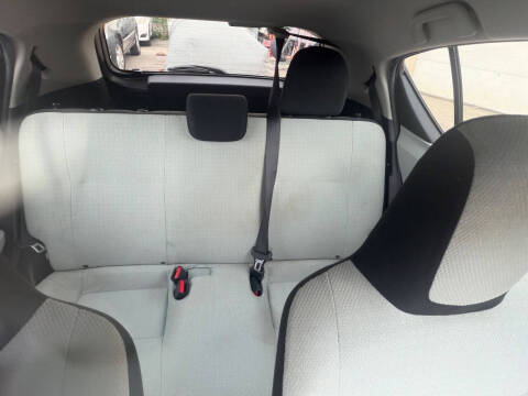 2014 Toyota Prius c One
