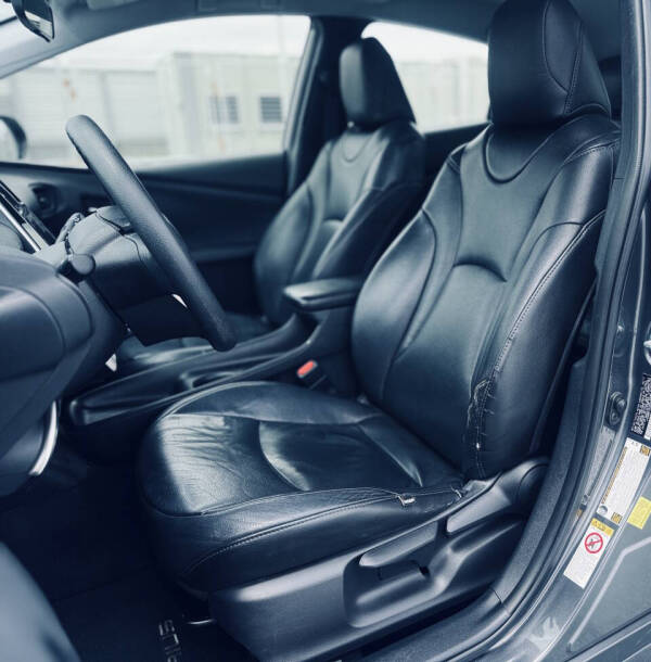 2017 Toyota Prius Two