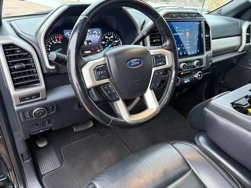 2022 Ford F-350 Super Duty Lariat