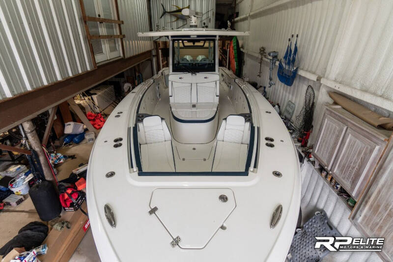 2021 Crevalle 33