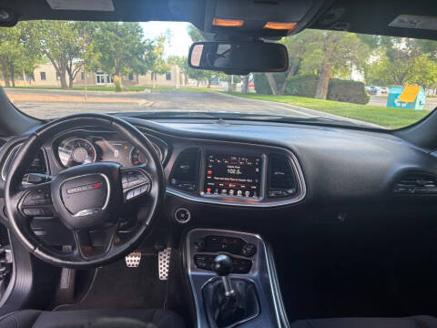 2015 Dodge Challenger R/T