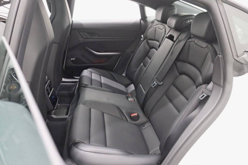 2024 Porsche Taycan 4S