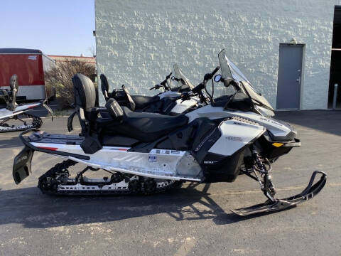 2021 Ski-Doo Grand Touring Sport Rotax®