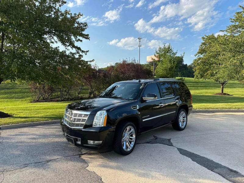 2013 Cadillac Escalade for sale at Q and A Motors in Saint Louis MO