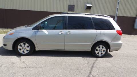 2007 Toyota Sienna for sale at Car $mart in Masury OH