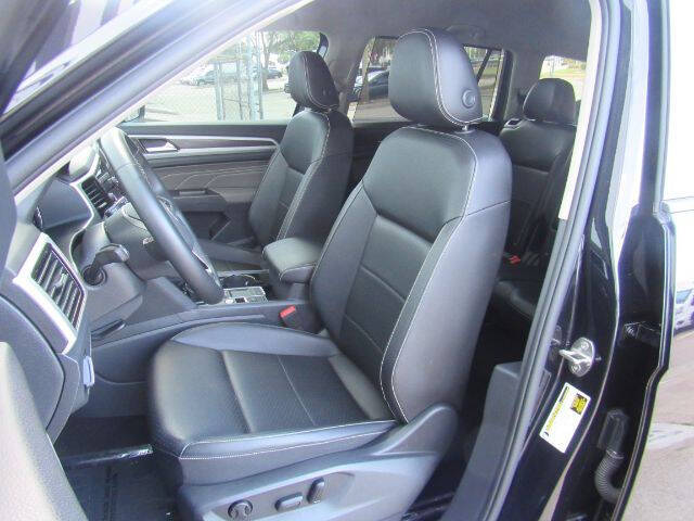 2023 Volkswagen Atlas V6 SE